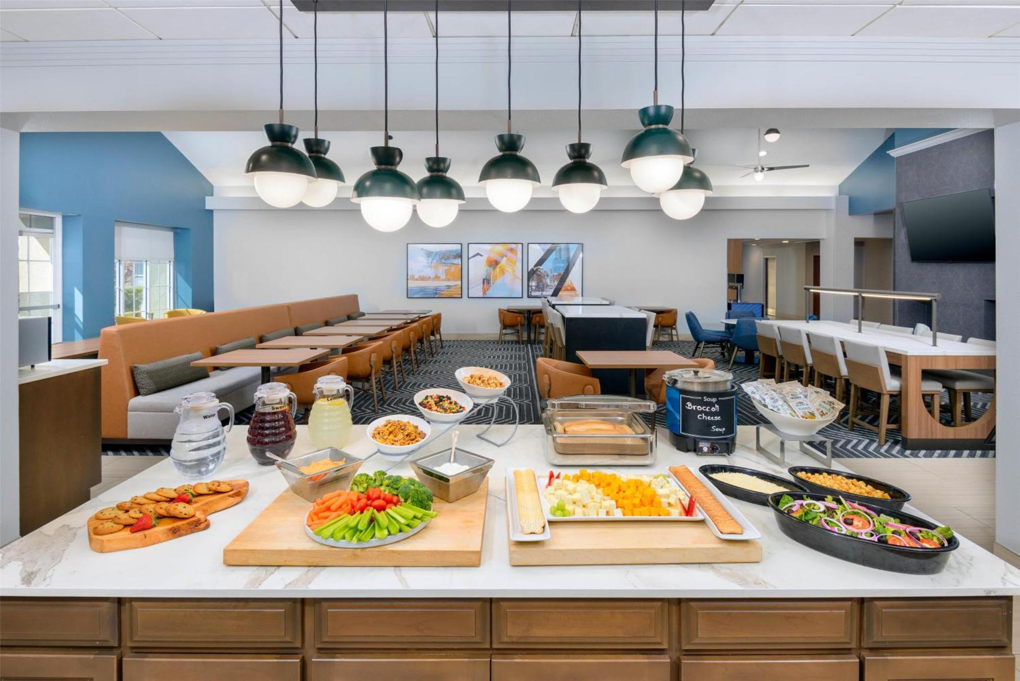 Homewood Suites By Hilton Orlando-Ucf Area Alafaya Esterno foto